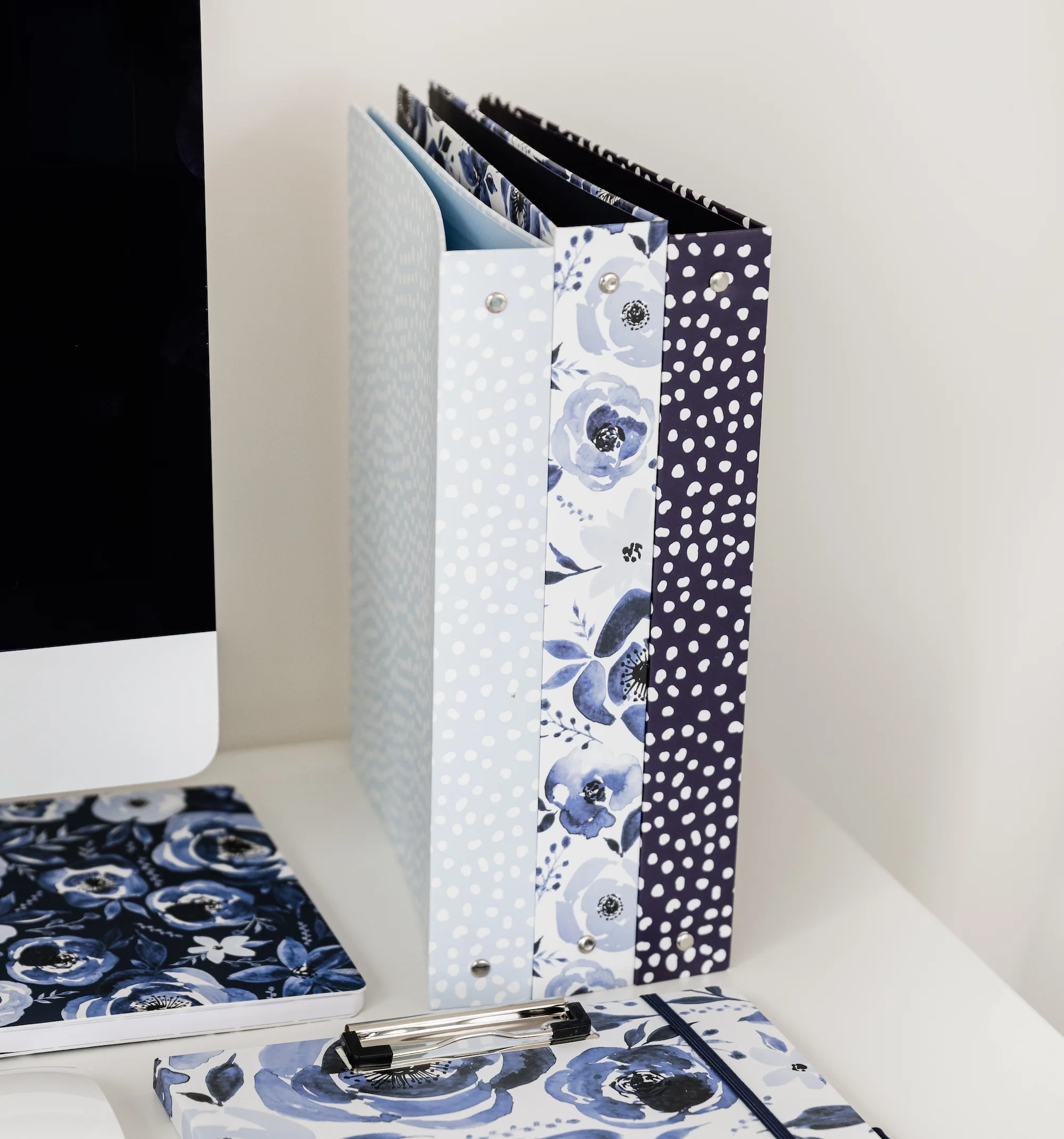 Three Ring Binder, Light Blue Dots - Image 4