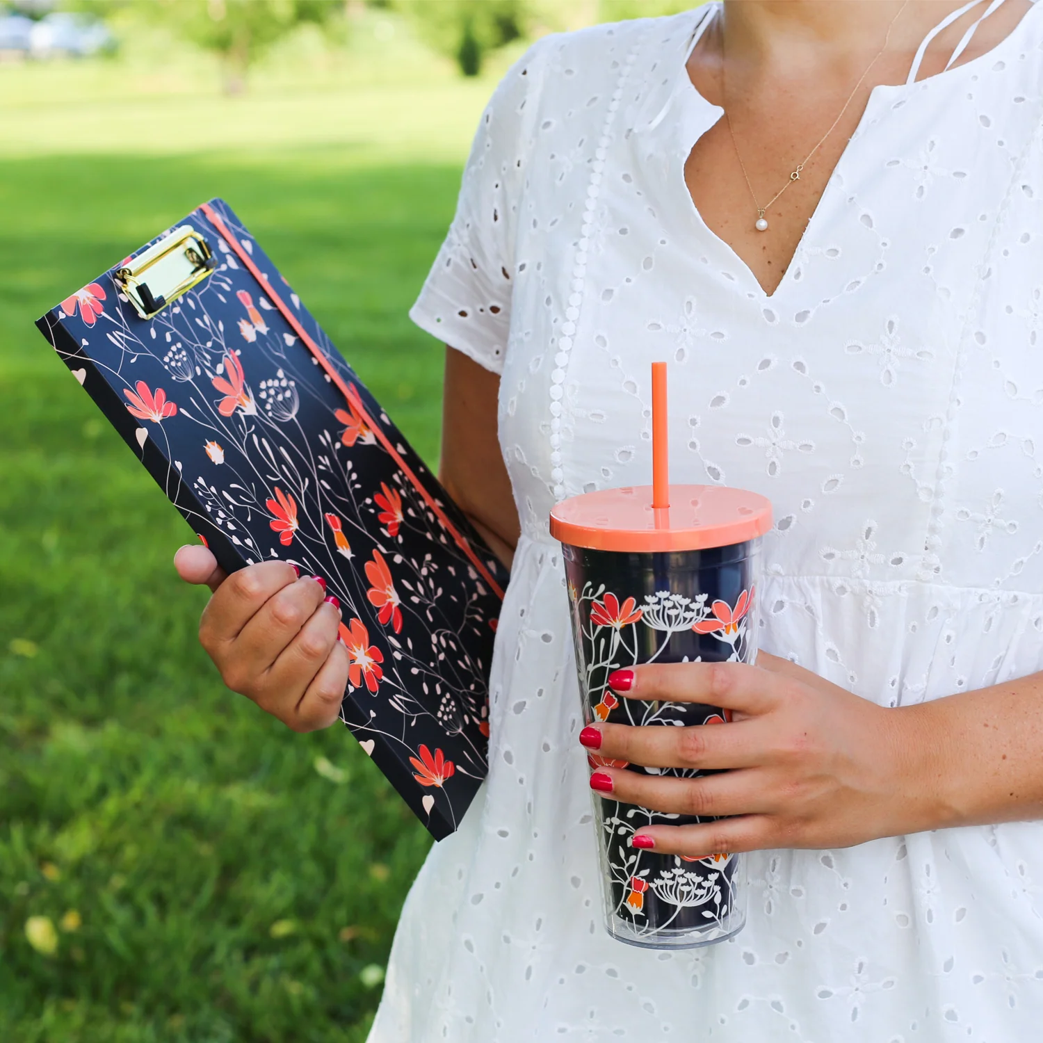 Clipboard Folio, Floral Vines - Image 9