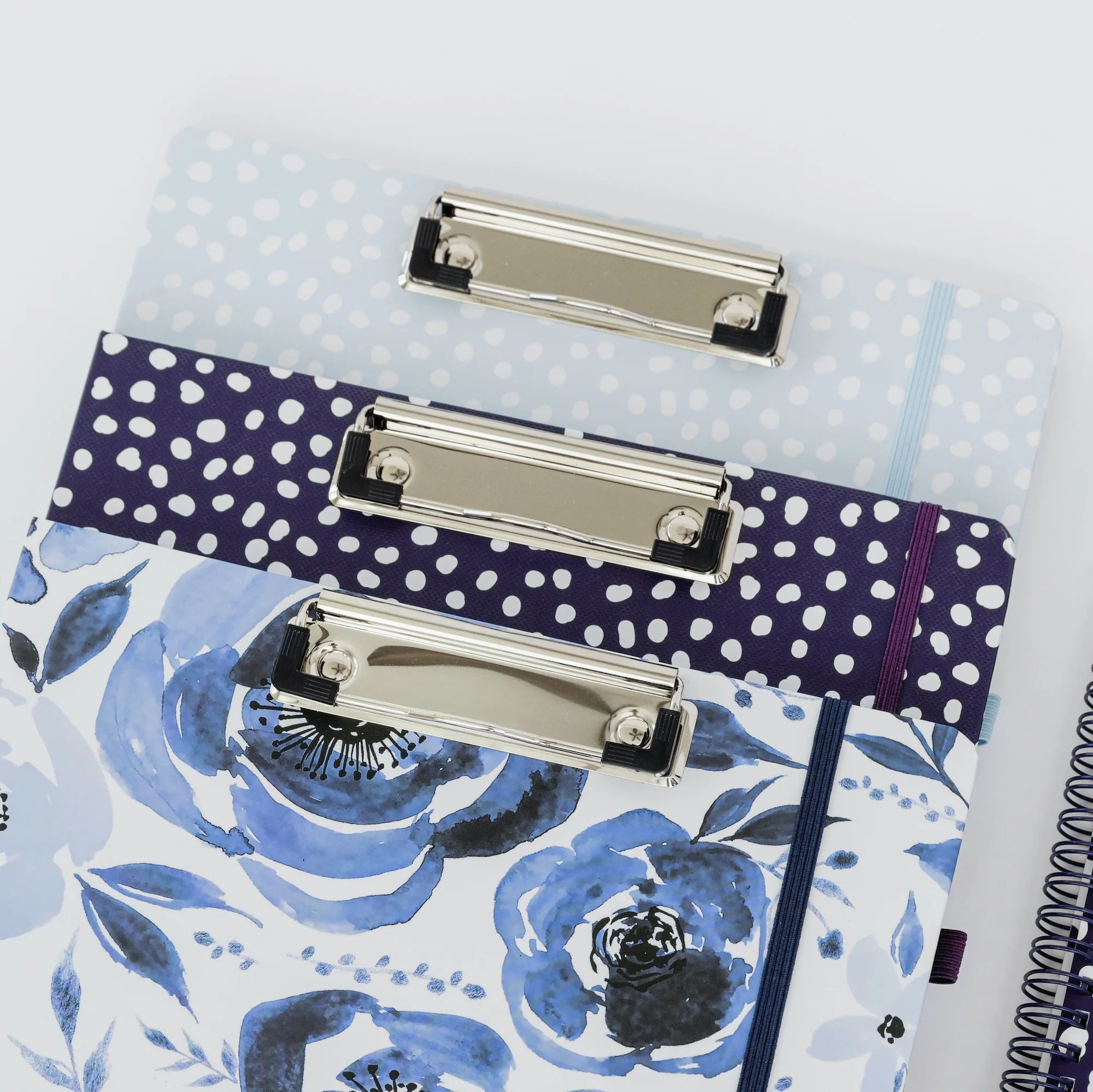 Clipboard Folio, Light Blue Dots - Image 5