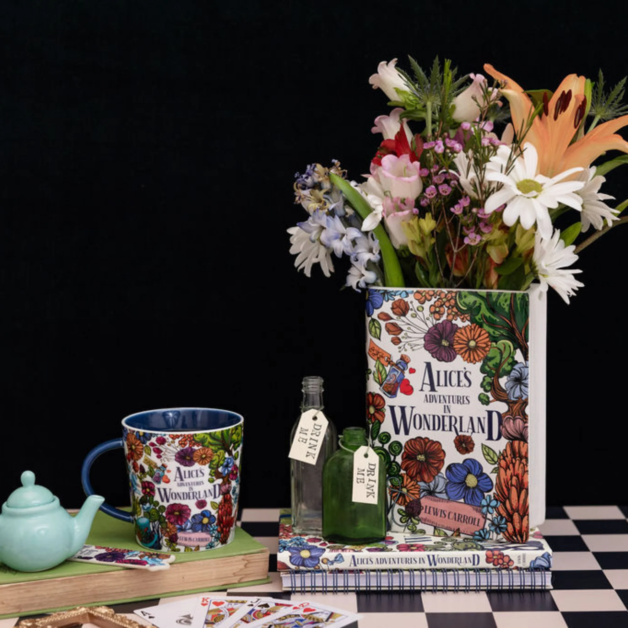 Ceramic Mug, Alice's Adventures in Wonderland (Floral Nonsense) - Image 8