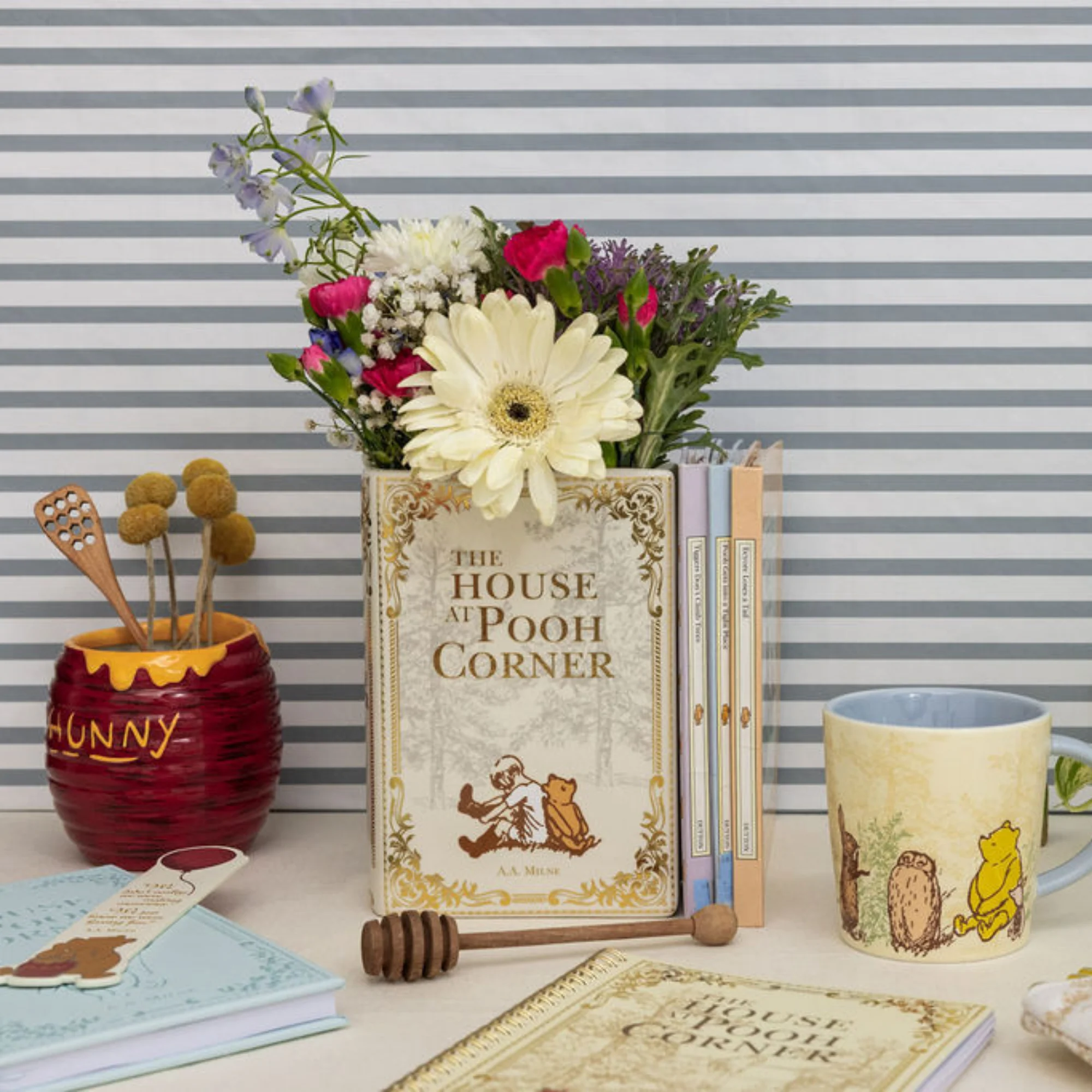 Large Book Vase, The House at Pooh Corner - Image 11