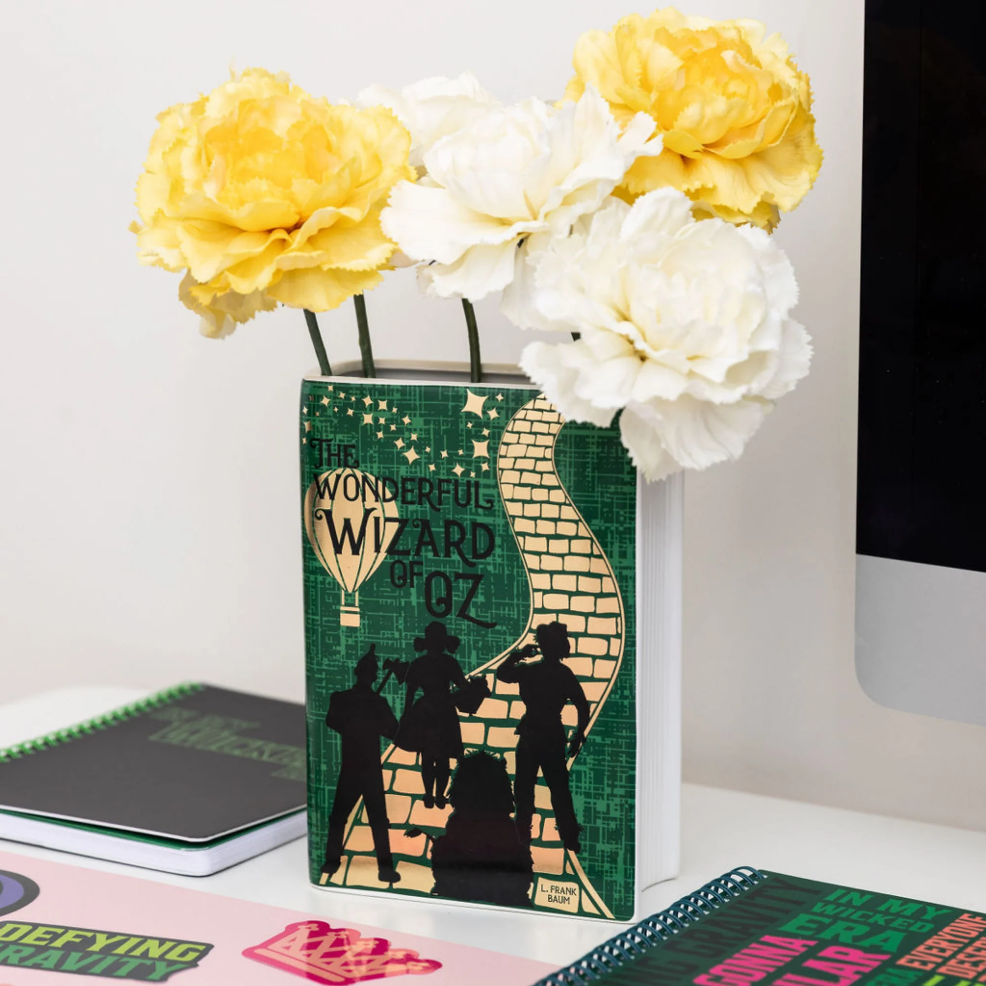 Large Book Vase, The Wonderful Wizard of Oz - Image 4