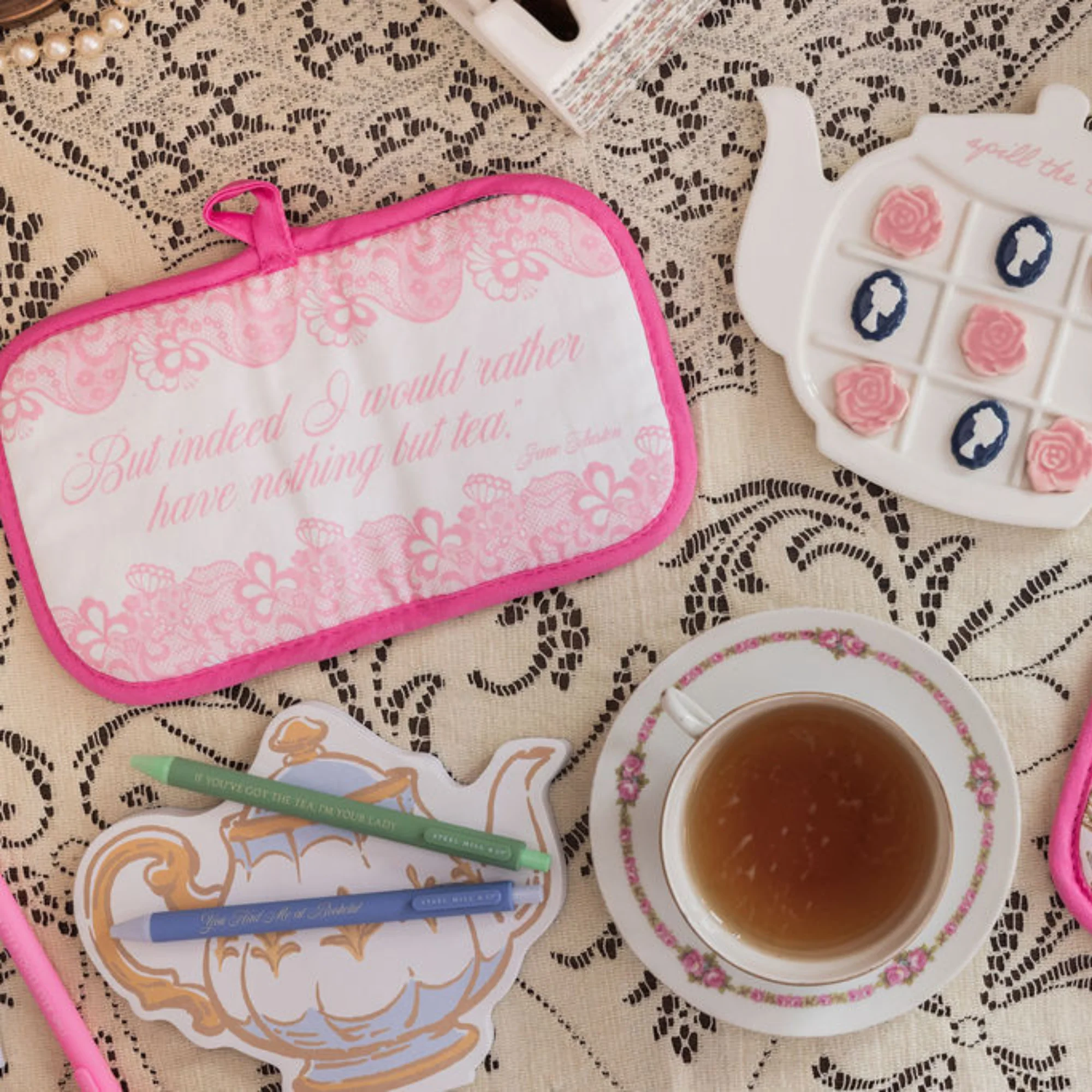 Mini Book Potholder Set, Tea - Image 10