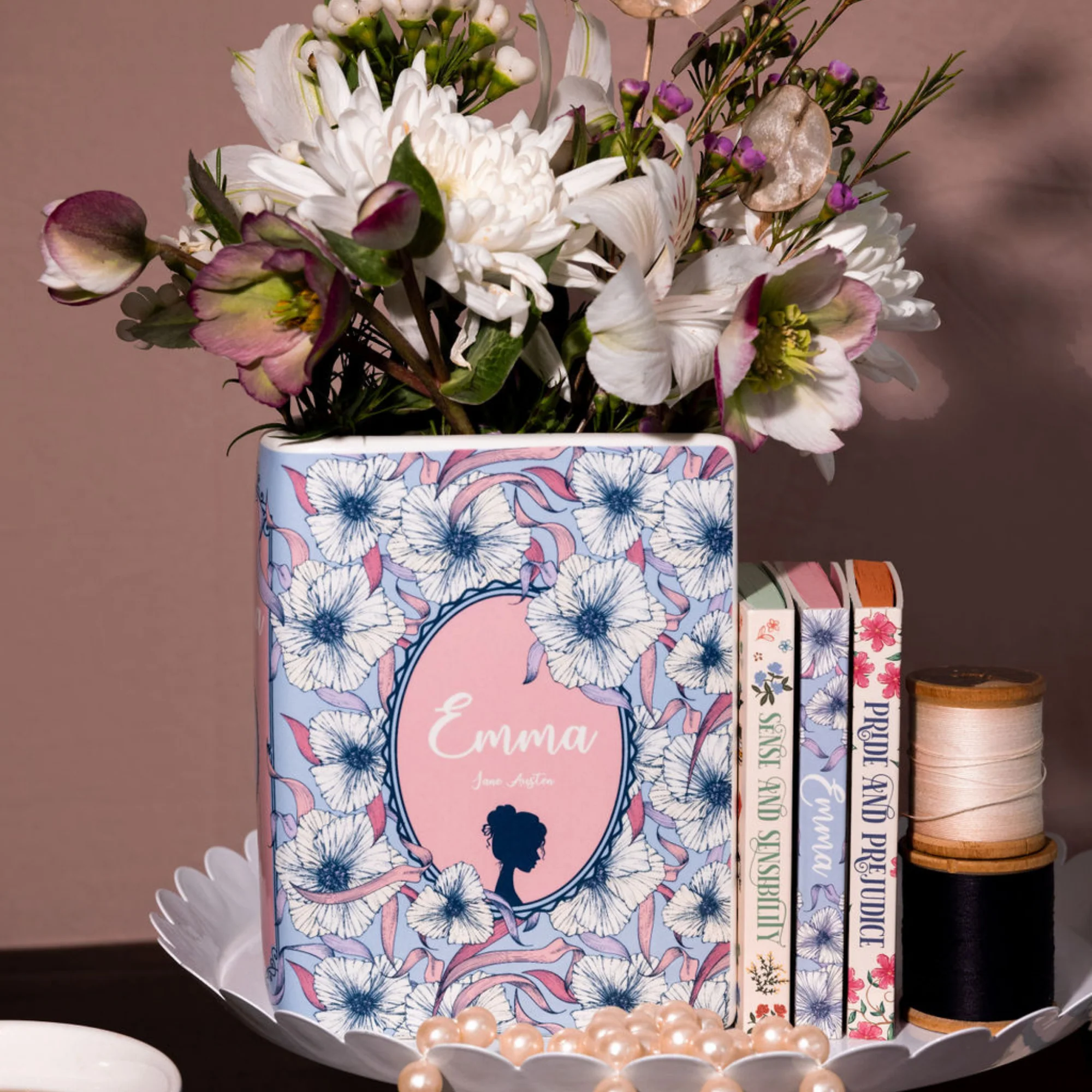 Small Book Vase, Emma - Image 5
