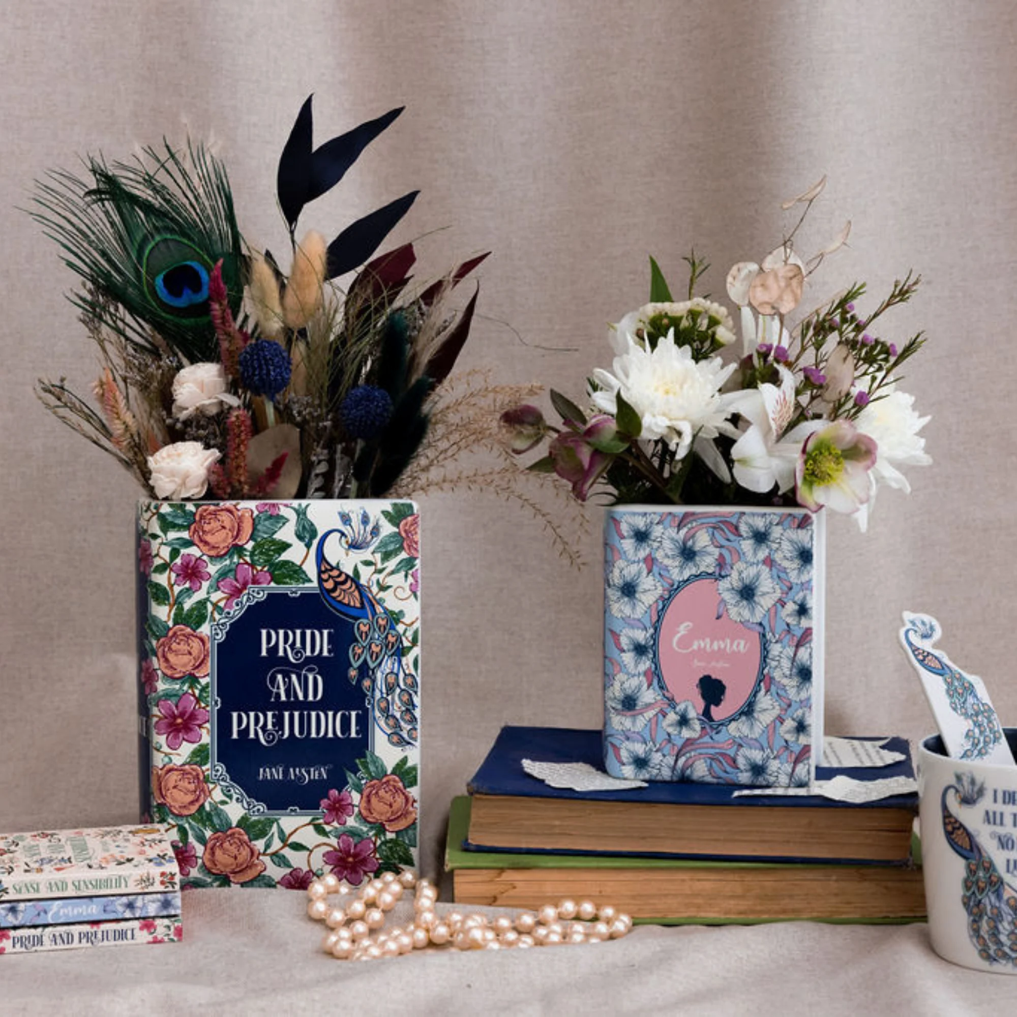 Small Book Vase, Emma - Image 9