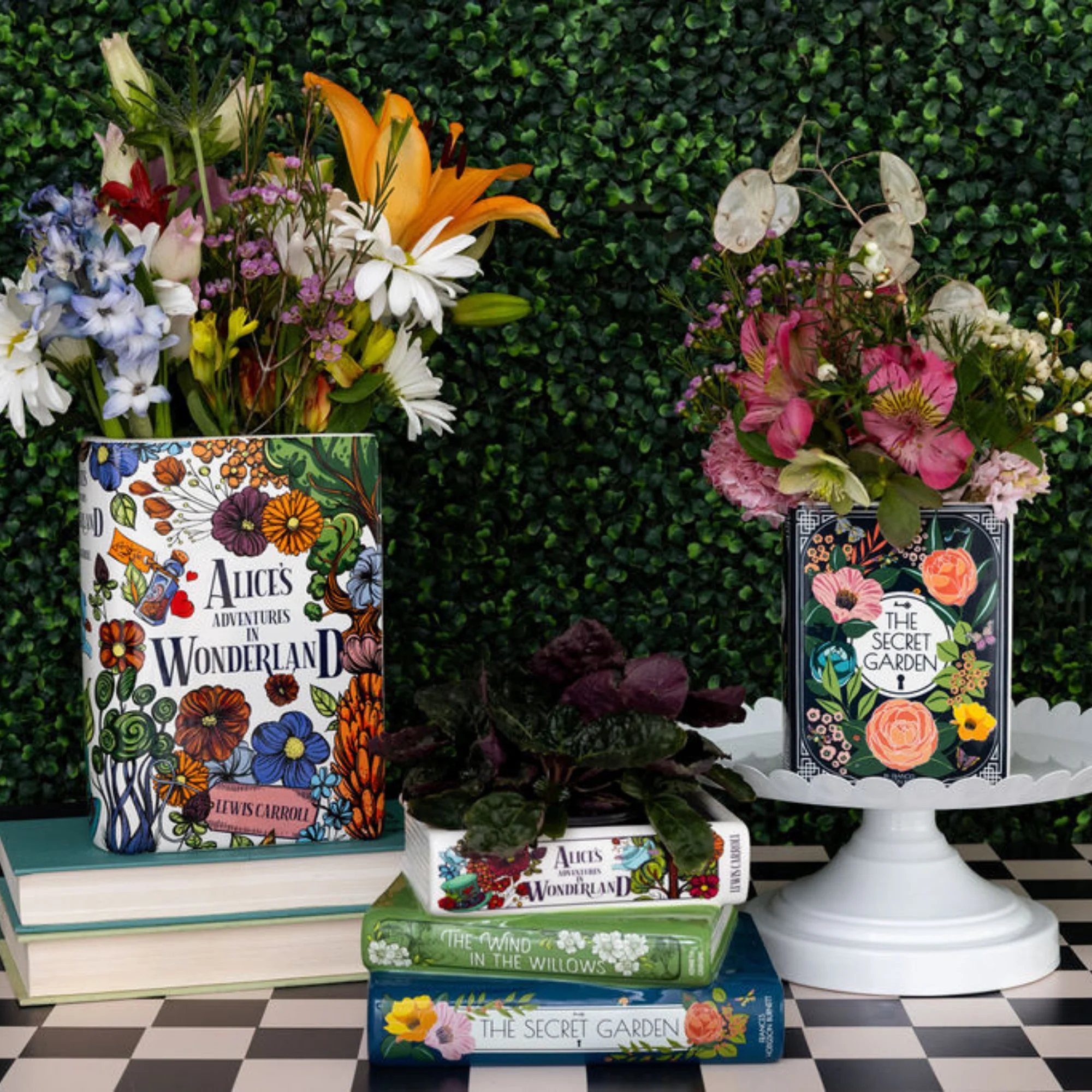 Small Book Vase, The Secret Garden - Image 6